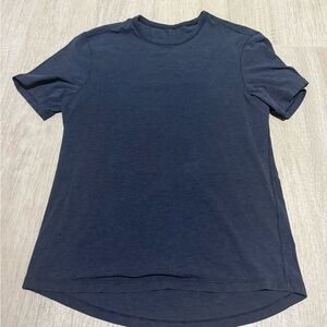 Lululemon Classic Navy Blue Men's T-Shirt size medium